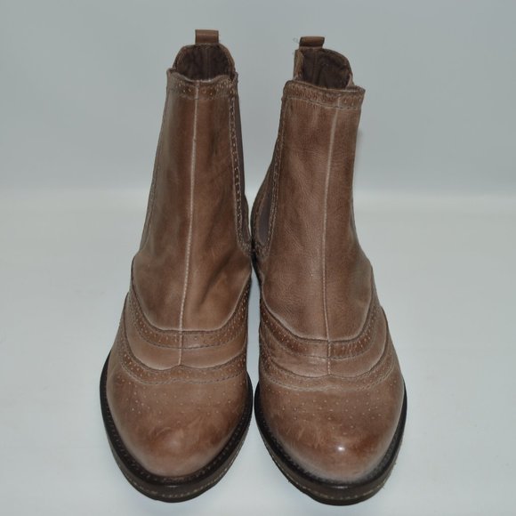 SOLD🚫🚫Crown Vintage Distressed Leather Wingtip - Picture 2 of 9